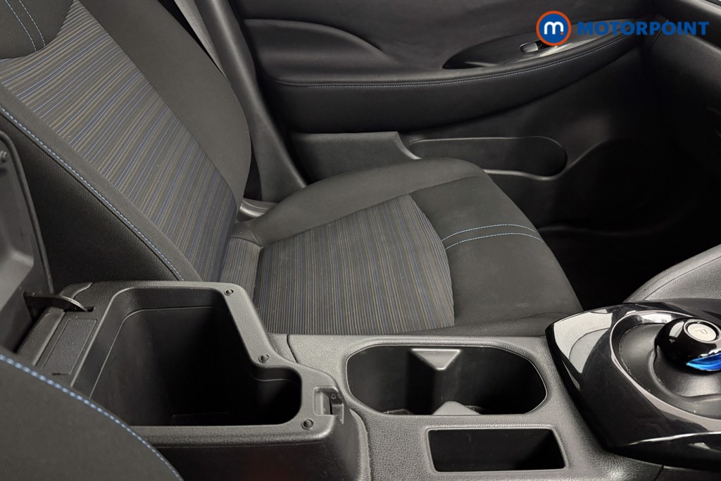 Nissan Leaf N-Connecta Automatic Electric Hatchback - Stock Number (1589315) - 14th supplementary image