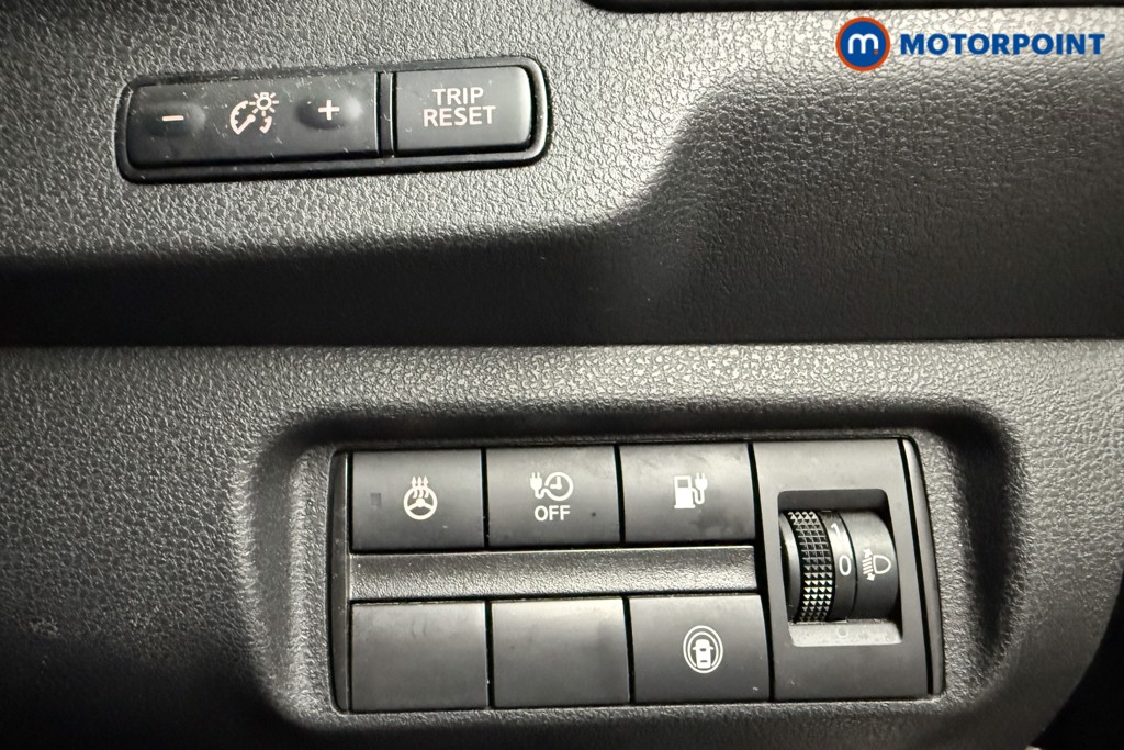 Nissan Leaf N-Connecta Automatic Electric Hatchback - Stock Number (1589315) - 16th supplementary image