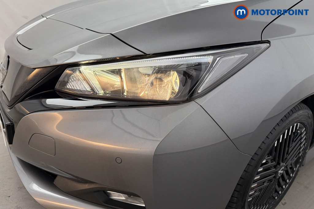 Nissan Leaf N-Connecta Automatic Electric Hatchback - Stock Number (1589315) - 26th supplementary image