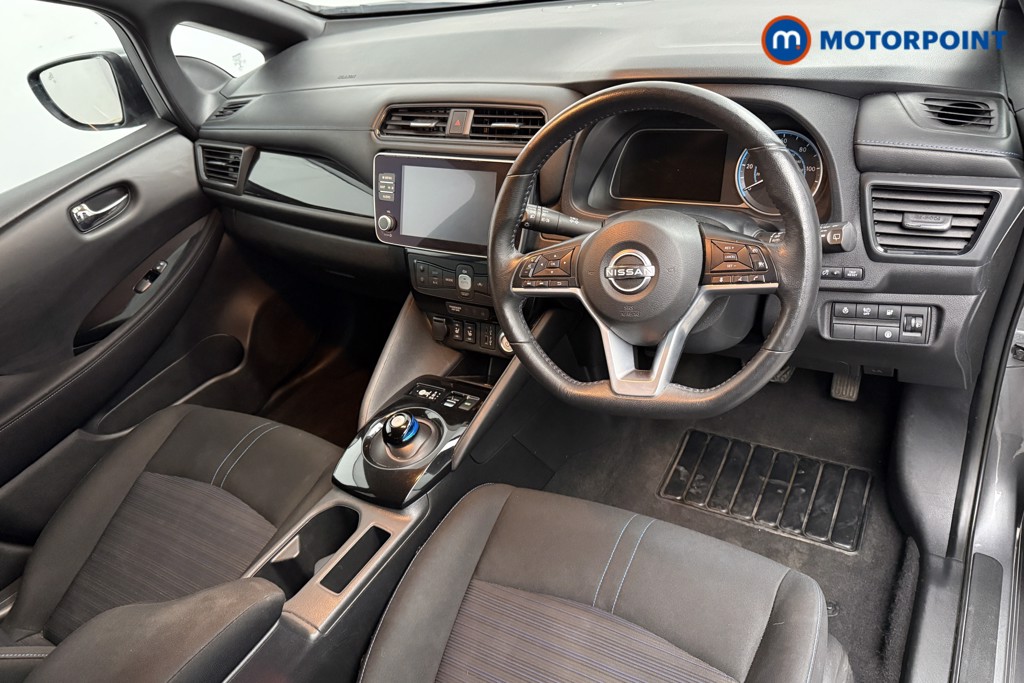 Nissan Leaf N-Connecta Automatic Electric Hatchback - Stock Number (1589315) - 1st supplementary image