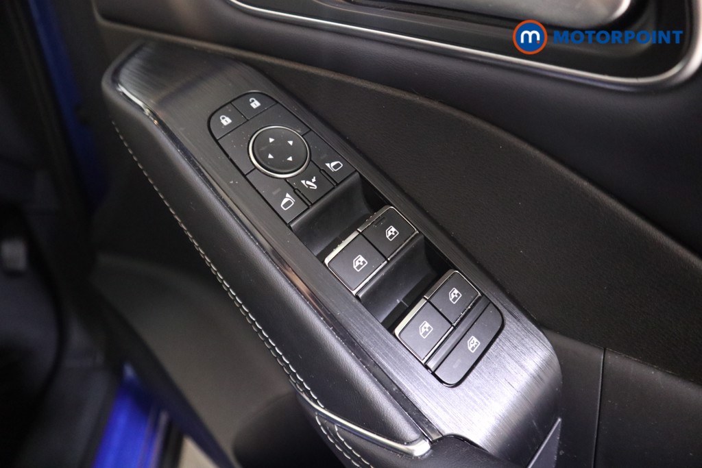 Nissan Qashqai Tekna Manual Petrol SUV - Stock Number (1589452) - 11th supplementary image