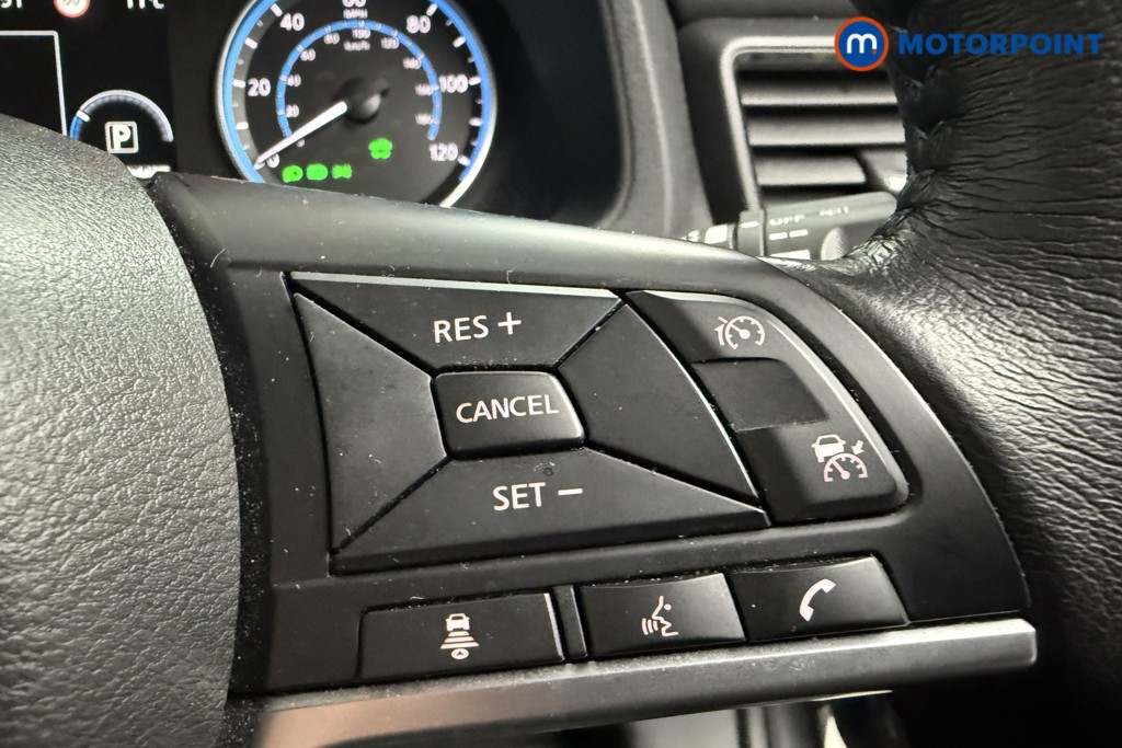 Nissan Leaf N-Connecta Automatic Electric Hatchback - Stock Number (1589539) - 5th supplementary image