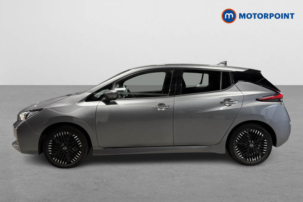 Nissan Leaf N-Connecta Automatic Electric Hatchback - Stock Number (1589540) - Passenger side