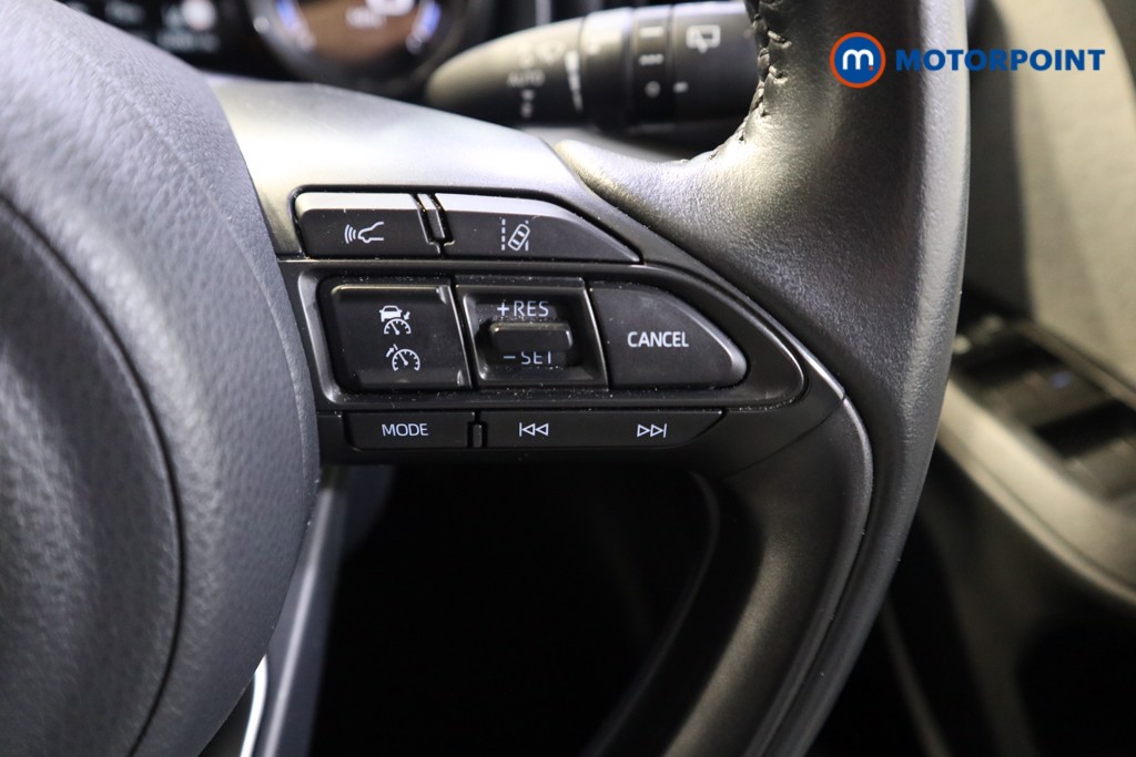 Toyota Yaris Excel Automatic Petrol-Electric Hybrid Hatchback - Stock Number (1589673) - 4th supplementary image