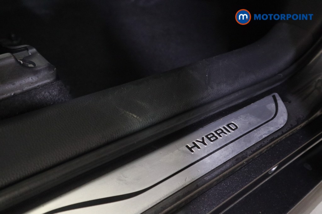 Toyota Yaris Excel Automatic Petrol-Electric Hybrid Hatchback - Stock Number (1589673) - 13th supplementary image