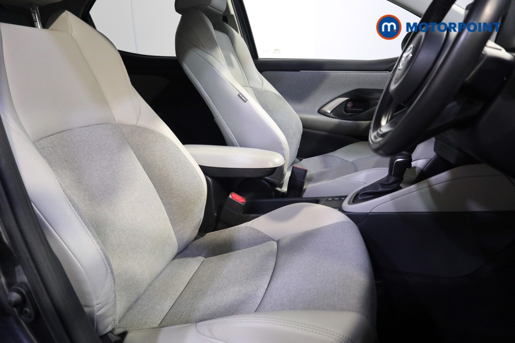 Toyota Yaris Excel Automatic Petrol-Electric Hybrid Hatchback - Stock Number (1589673) - 14th supplementary image