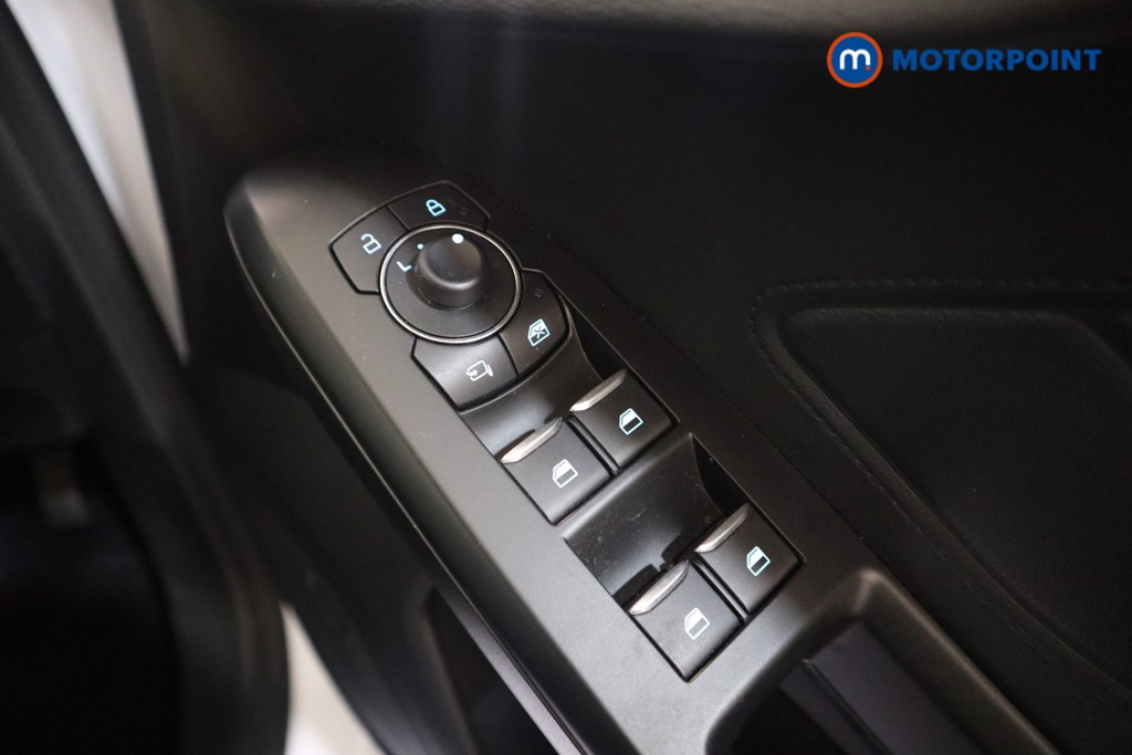 Ford Focus St-Line Automatic Petrol Hatchback - Stock Number (1589864) - 12th supplementary image