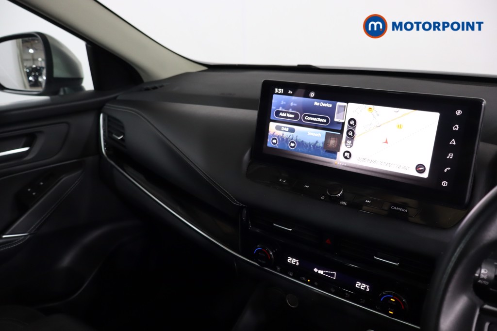 Nissan Qashqai N-Connecta Manual Petrol SUV - Stock Number (1590017) - 3rd supplementary image