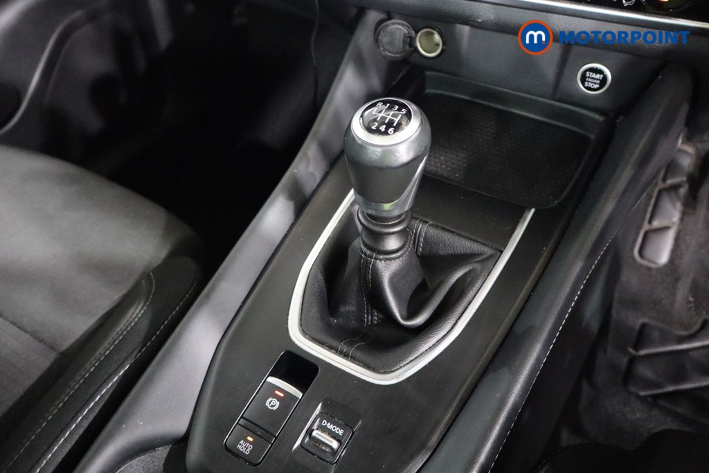 Nissan Qashqai N-Connecta Manual Petrol SUV - Stock Number (1590017) - 12th supplementary image