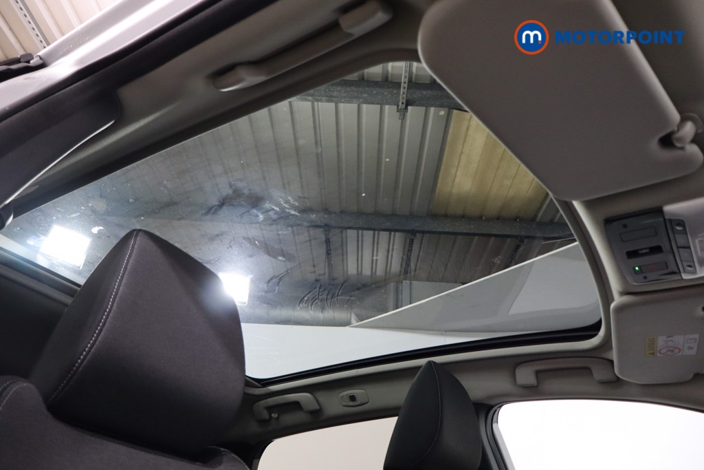 Nissan Qashqai N-Connecta Manual Petrol SUV - Stock Number (1590017) - 23rd supplementary image