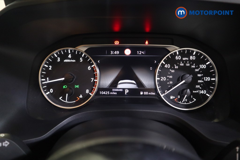 Nissan Qashqai Acenta Premium Automatic Petrol SUV - Stock Number (1590019) - 4th supplementary image