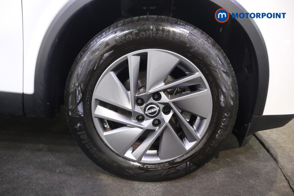 Nissan Qashqai Acenta Premium Automatic Petrol SUV - Stock Number (1590019) - 17th supplementary image