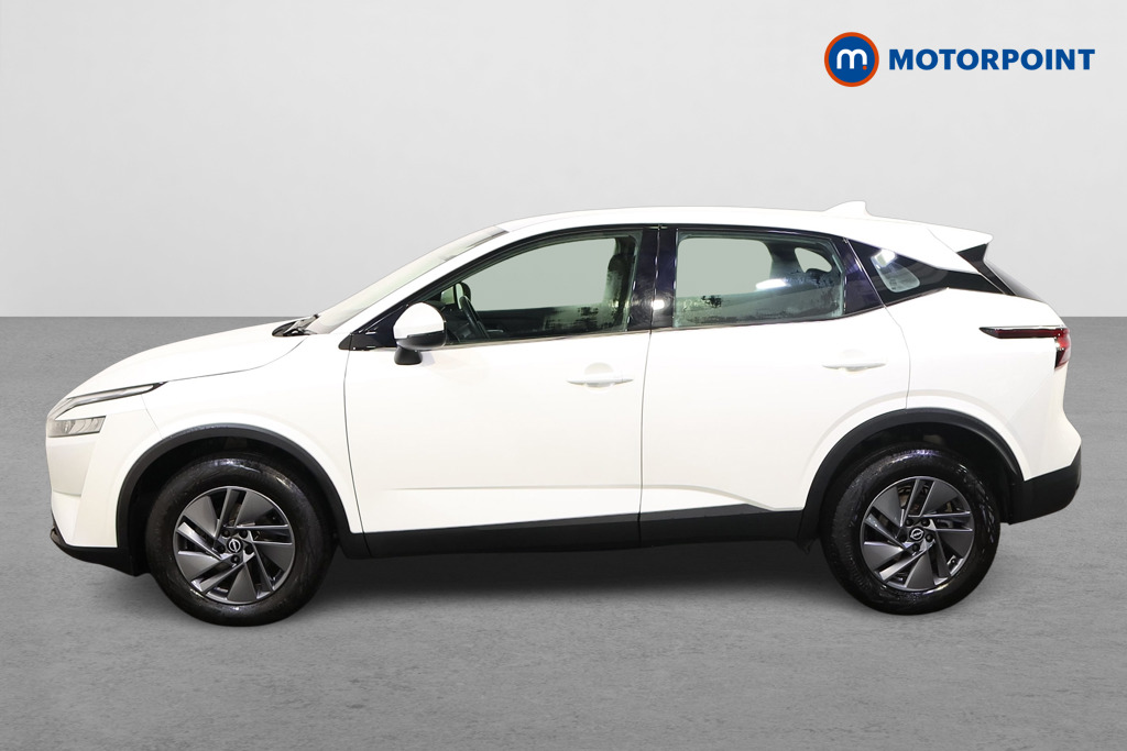 Nissan Qashqai Acenta Premium Automatic Petrol SUV - Stock Number (1590019) - Passenger side