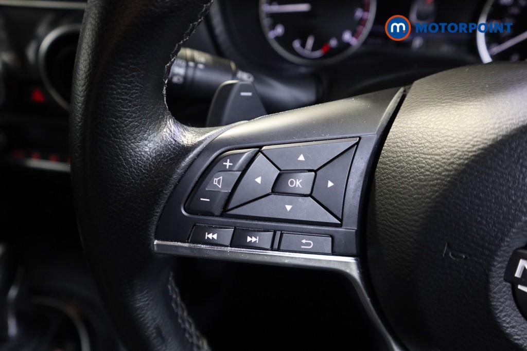 Nissan Juke N-Connecta Automatic Petrol SUV - Stock Number (1590214) - 3rd supplementary image