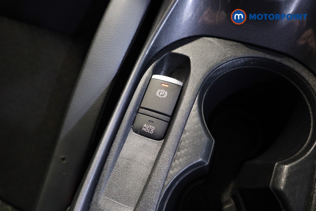 Nissan Juke N-Connecta Automatic Petrol SUV - Stock Number (1590214) - 10th supplementary image