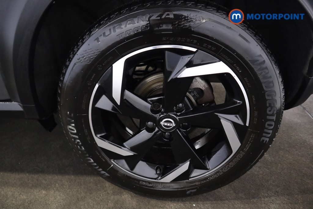 Nissan Juke N-Connecta Automatic Petrol SUV - Stock Number (1590214) - 21st supplementary image