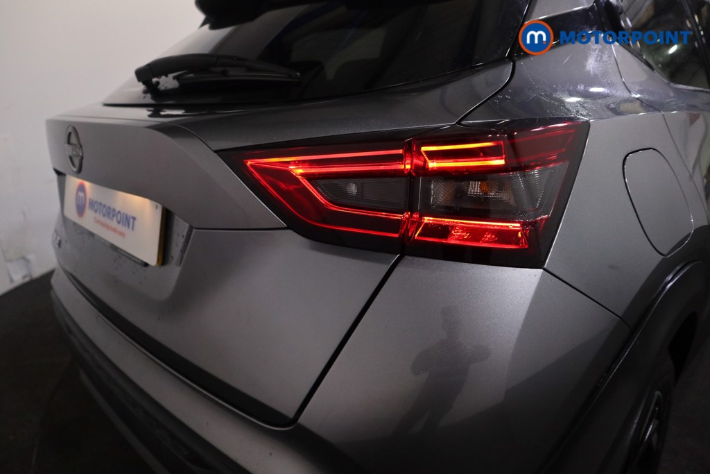 Nissan Juke N-Connecta Automatic Petrol SUV - Stock Number (1590214) - 25th supplementary image