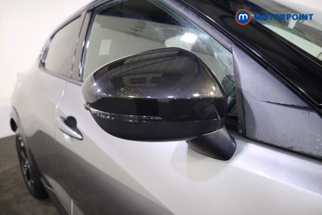 Nissan Juke N-Connecta Automatic Petrol SUV - Stock Number (1590214) - 27th supplementary image