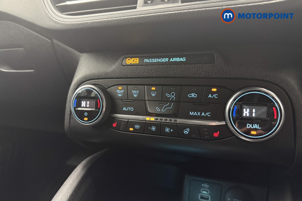 Ford Focus St-Line Style Automatic Diesel Hatchback - Stock Number (1590573) - 14th supplementary image