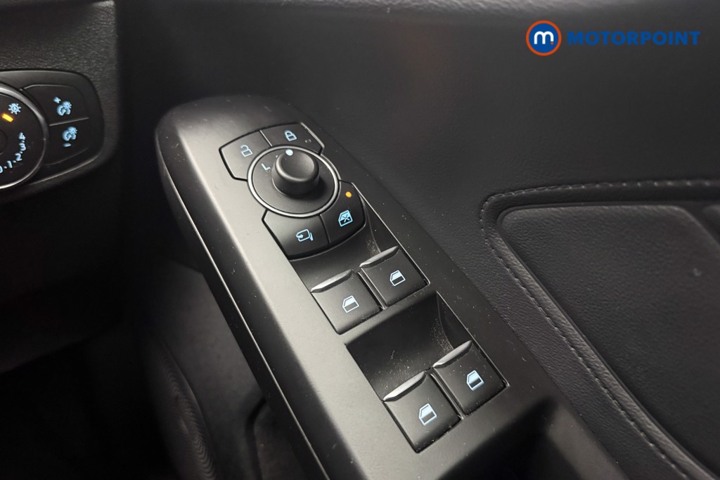 Ford Focus St-Line Style Automatic Diesel Hatchback - Stock Number (1590573) - 18th supplementary image