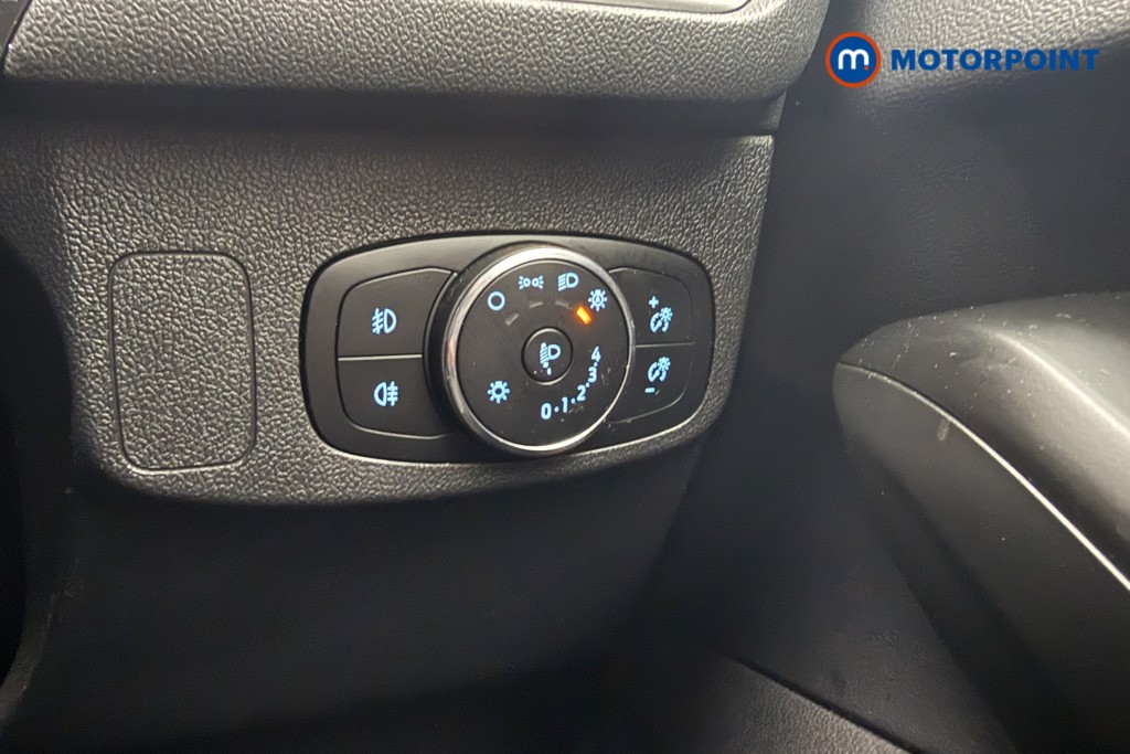 Ford Focus St-Line Style Automatic Diesel Hatchback - Stock Number (1590573) - 19th supplementary image