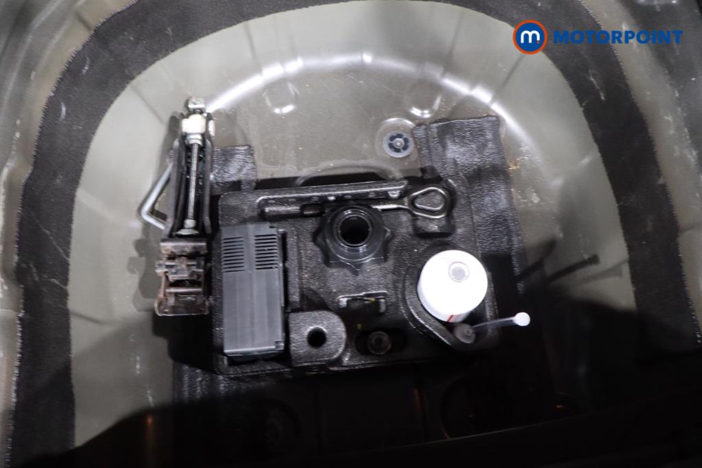 Volkswagen T-Cross SEL Manual Petrol SUV - Stock Number (1590589) - 24th supplementary image