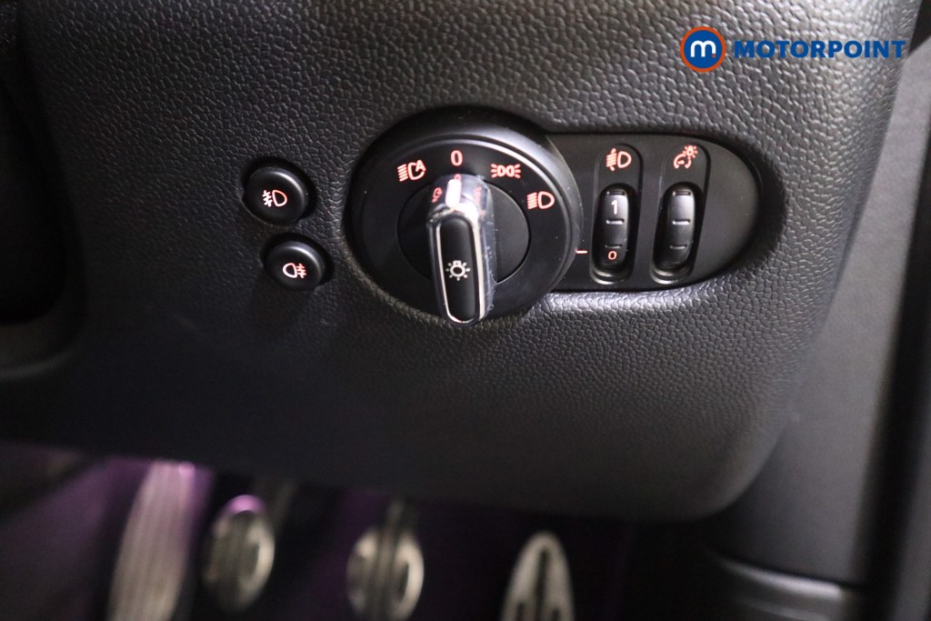 Mini Hatchback Cooper Sport Manual Petrol Hatchback - Stock Number (1590826) - 11th supplementary image