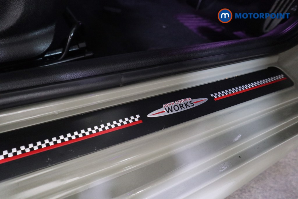 Mini Hatchback Cooper Sport Manual Petrol Hatchback - Stock Number (1590826) - 14th supplementary image