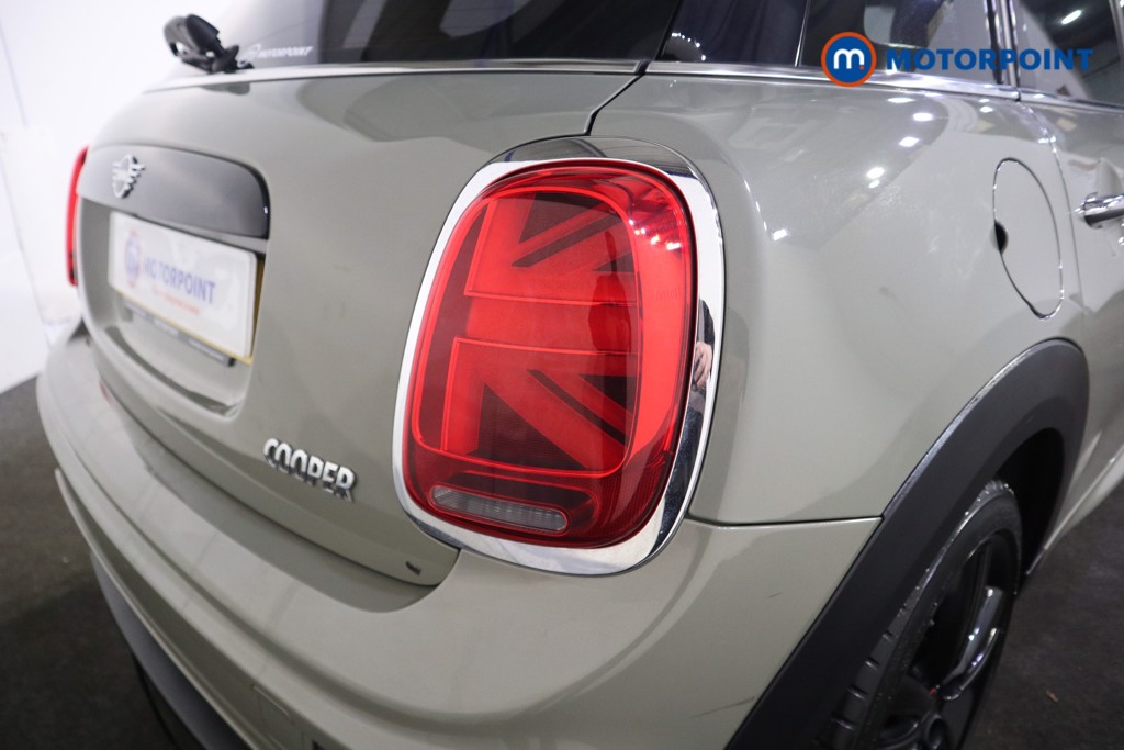 Mini Hatchback Cooper Sport Manual Petrol Hatchback - Stock Number (1590826) - 26th supplementary image
