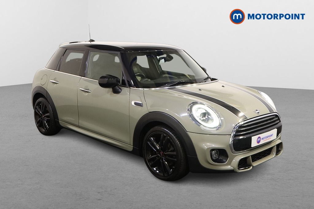 Mini Hatchback Cooper Sport Manual Petrol Hatchback - Stock Number (1590826) - Drivers side front corner