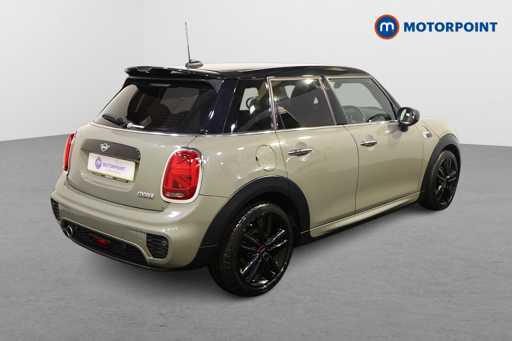 Mini Hatchback Cooper Sport Manual Petrol Hatchback - Stock Number (1590826) - Drivers side rear corner