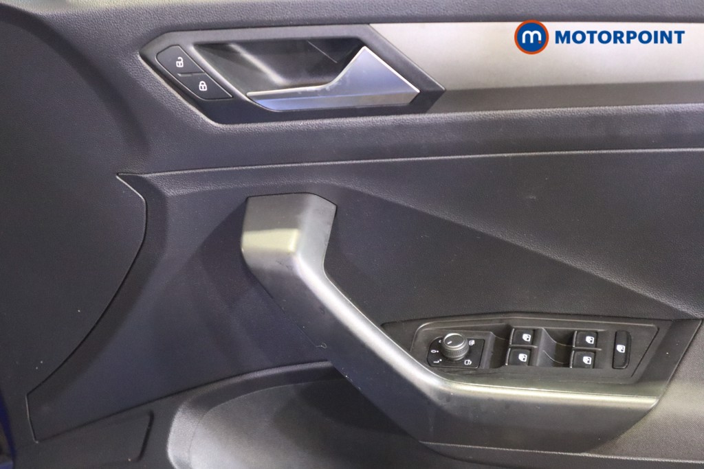 Volkswagen T-Roc SE Manual Petrol SUV - Stock Number (1590893) - 14th supplementary image
