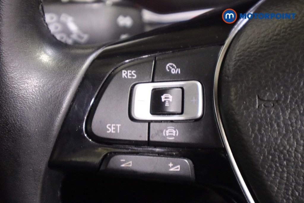 Volkswagen T-Roc SE Manual Petrol SUV - Stock Number (1590893) - 17th supplementary image