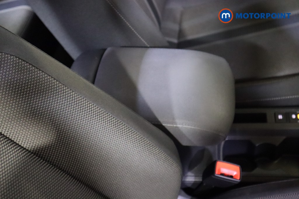 Volkswagen T-Roc SE Manual Petrol SUV - Stock Number (1590893) - 25th supplementary image