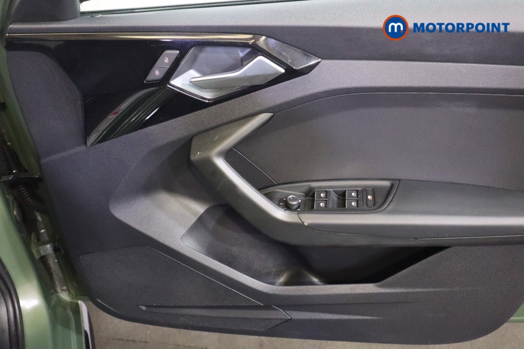 Audi A1 Black Edition Manual Petrol Hatchback - Stock Number (1590900) - 13th supplementary image