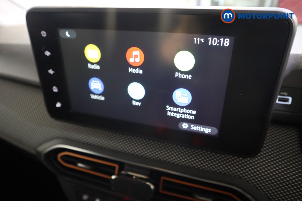 Dacia Sandero Stepway Prestige Manual Petrol Hatchback - Stock Number (1590996) - 7th supplementary image