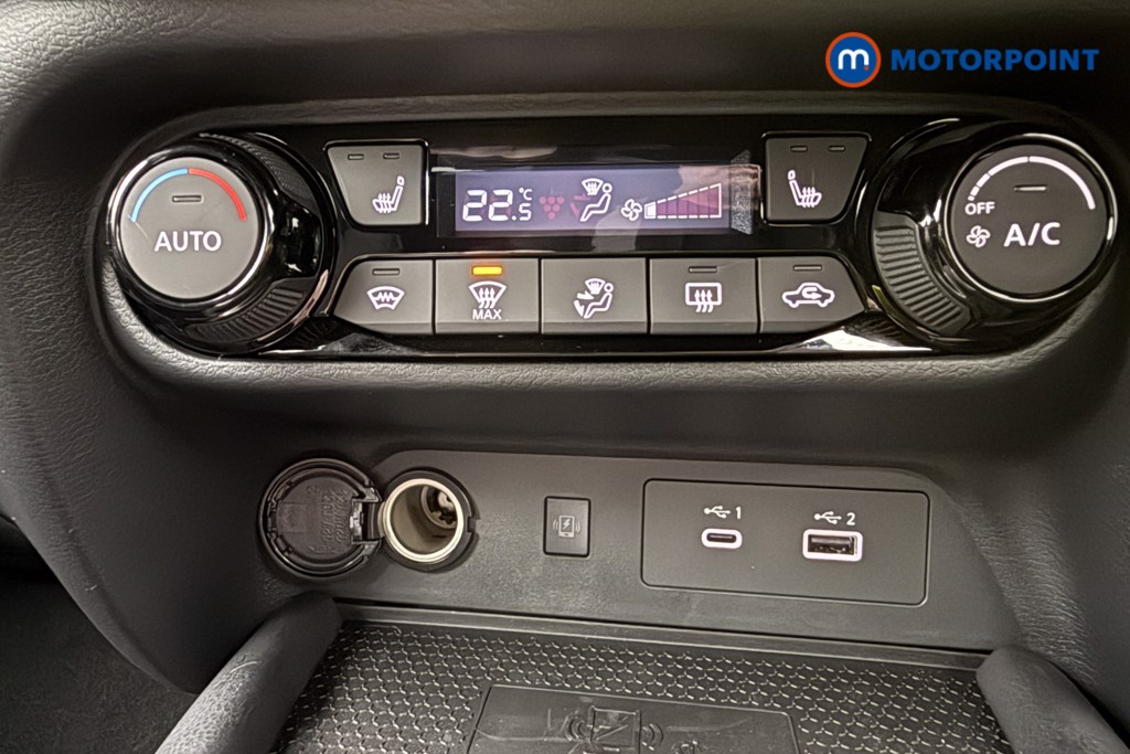 Nissan Juke Tekna Manual Petrol SUV - Stock Number (1591056) - 16th supplementary image