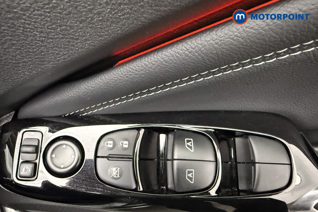 Nissan Juke Tekna Manual Petrol SUV - Stock Number (1591056) - 19th supplementary image