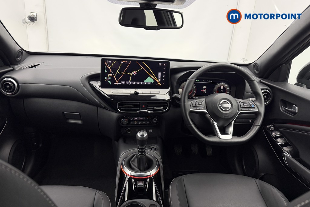 Nissan Juke Tekna Manual Petrol SUV - Stock Number (1591056) - 1st supplementary image