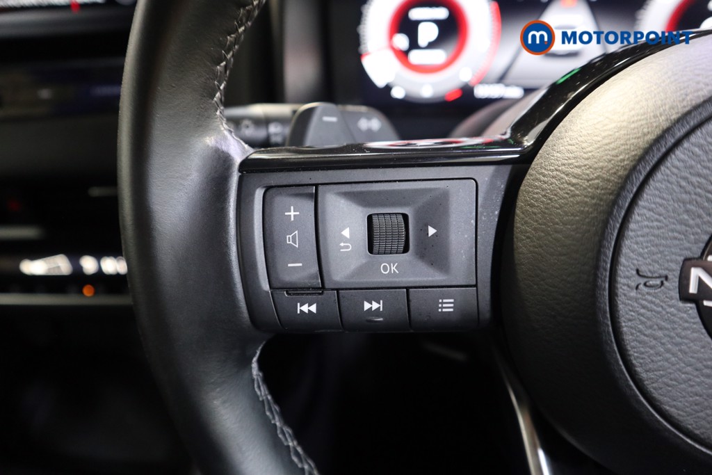 Nissan Qashqai N-Connecta Automatic Petrol SUV - Stock Number (1591065) - 3rd supplementary image