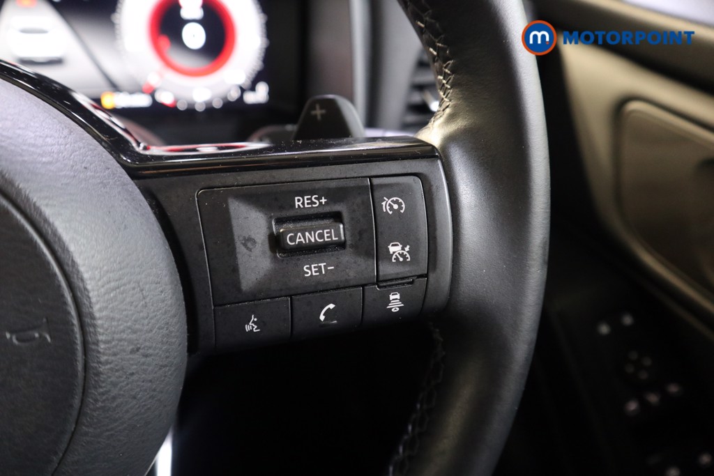 Nissan Qashqai N-Connecta Automatic Petrol SUV - Stock Number (1591065) - 4th supplementary image