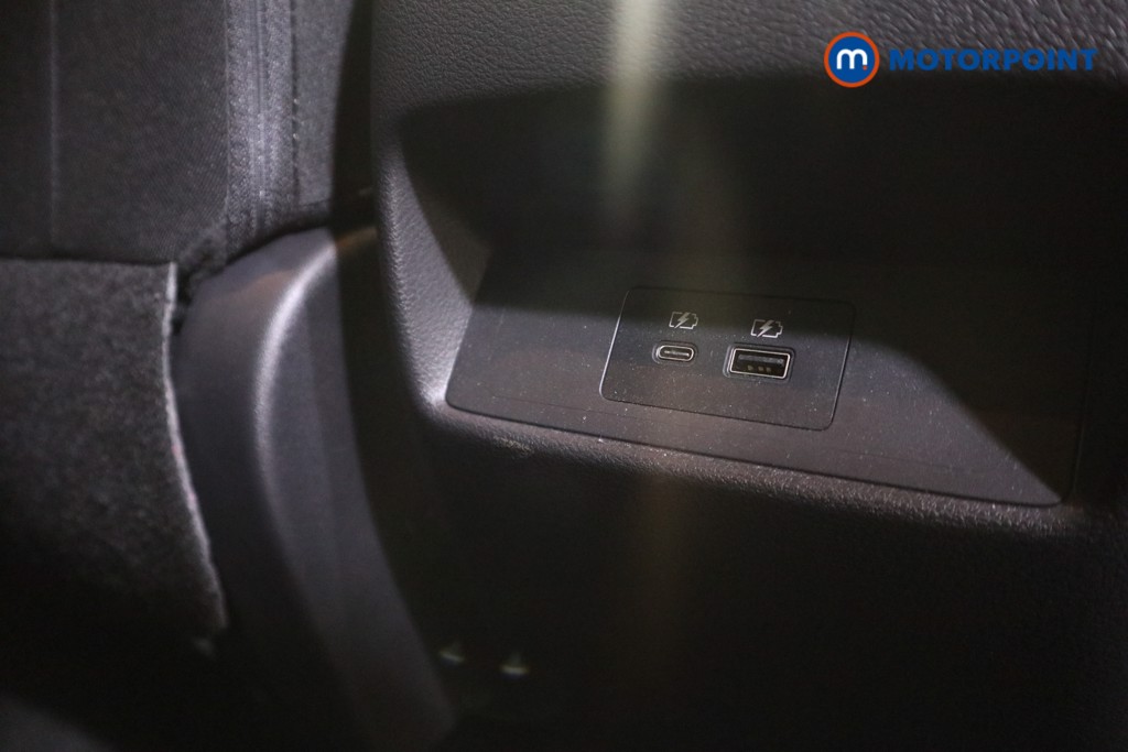 Nissan Qashqai N-Connecta Automatic Petrol SUV - Stock Number (1591065) - 15th supplementary image