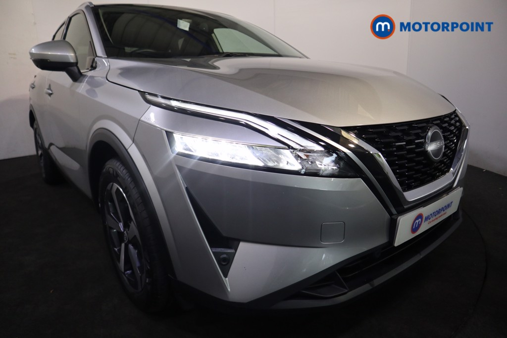 Nissan Qashqai N-Connecta Automatic Petrol SUV - Stock Number (1591065) - 33rd supplementary image