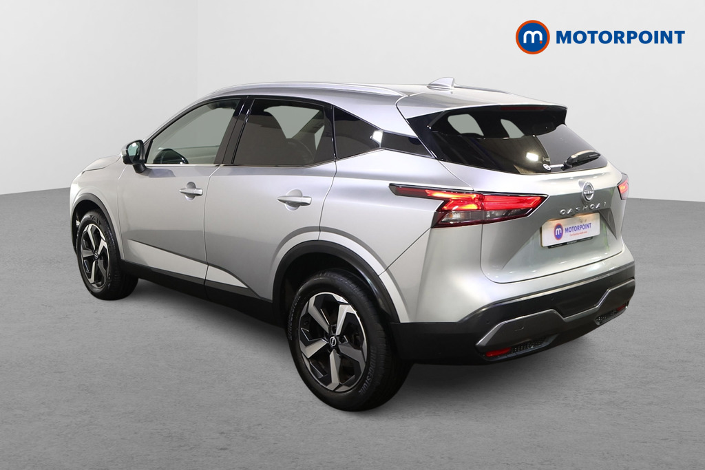 Nissan Qashqai N-Connecta Automatic Petrol SUV - Stock Number (1591065) - Passenger side rear corner