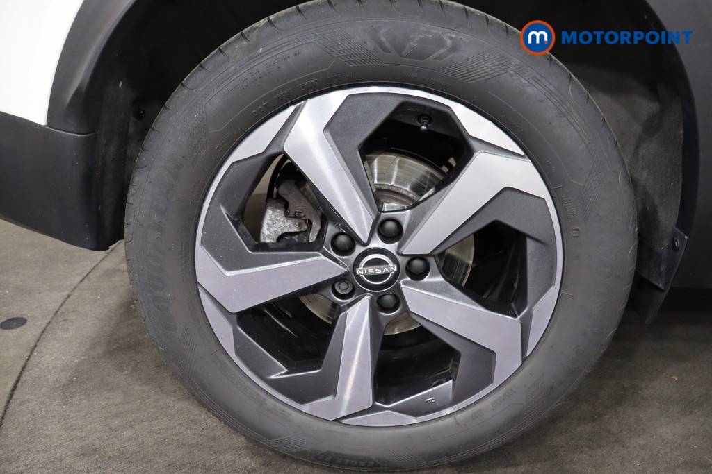 Nissan Qashqai N-Connecta Manual Petrol SUV - Stock Number (1591067) - 26th supplementary image