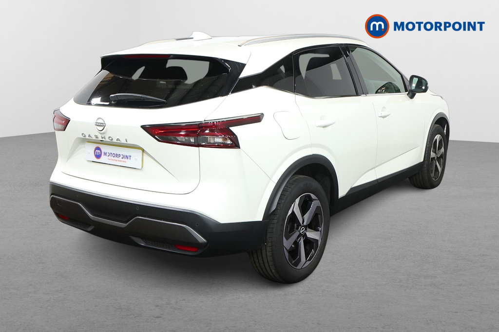 Nissan Qashqai N-Connecta Manual Petrol SUV - Stock Number (1591067) - Drivers side rear corner