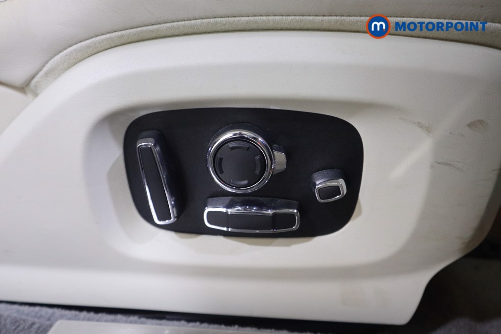 Jaguar XJ Portfolio Automatic Diesel Saloon - Stock Number (1591218) - 18th supplementary image