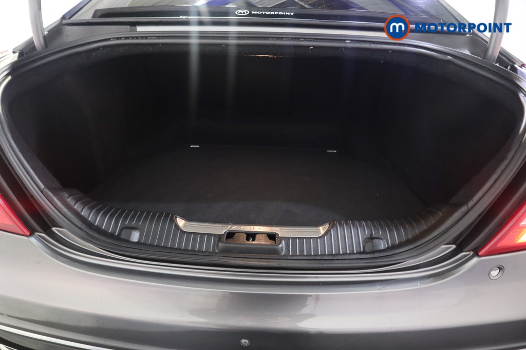 Jaguar XJ Portfolio Automatic Diesel Saloon - Stock Number (1591218) - 25th supplementary image