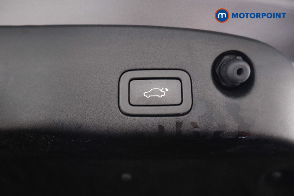 Jaguar XJ Portfolio Automatic Diesel Saloon - Stock Number (1591218) - 26th supplementary image