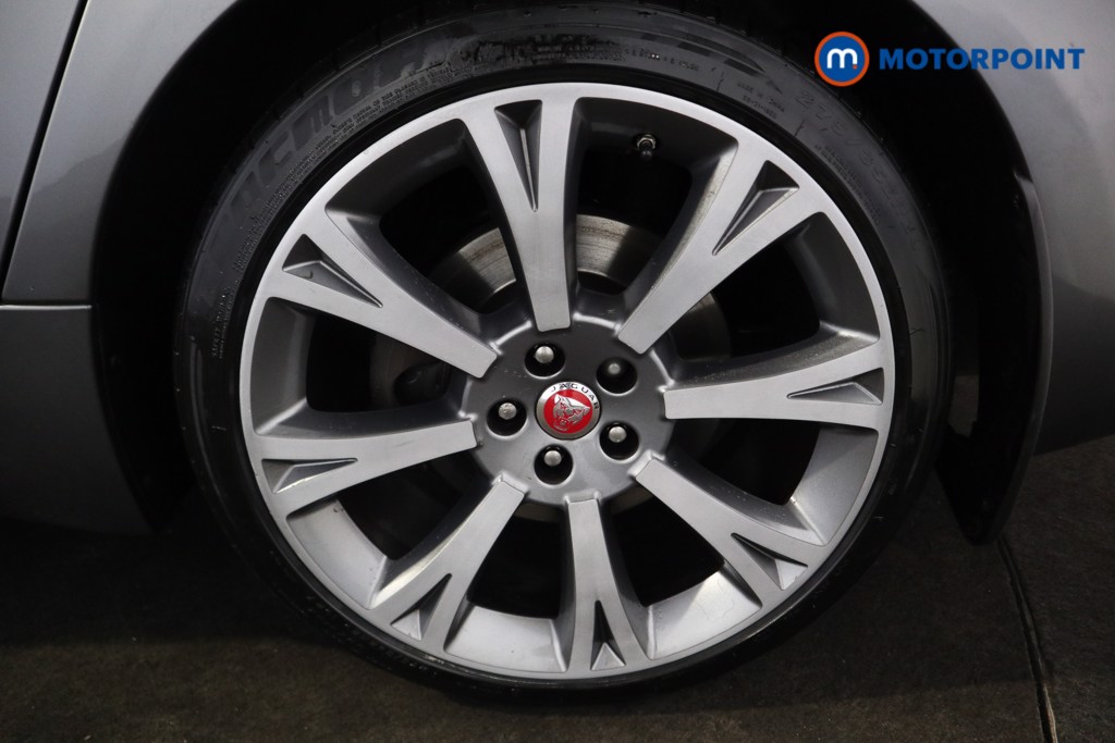 Jaguar XJ Portfolio Automatic Diesel Saloon - Stock Number (1591218) - 30th supplementary image